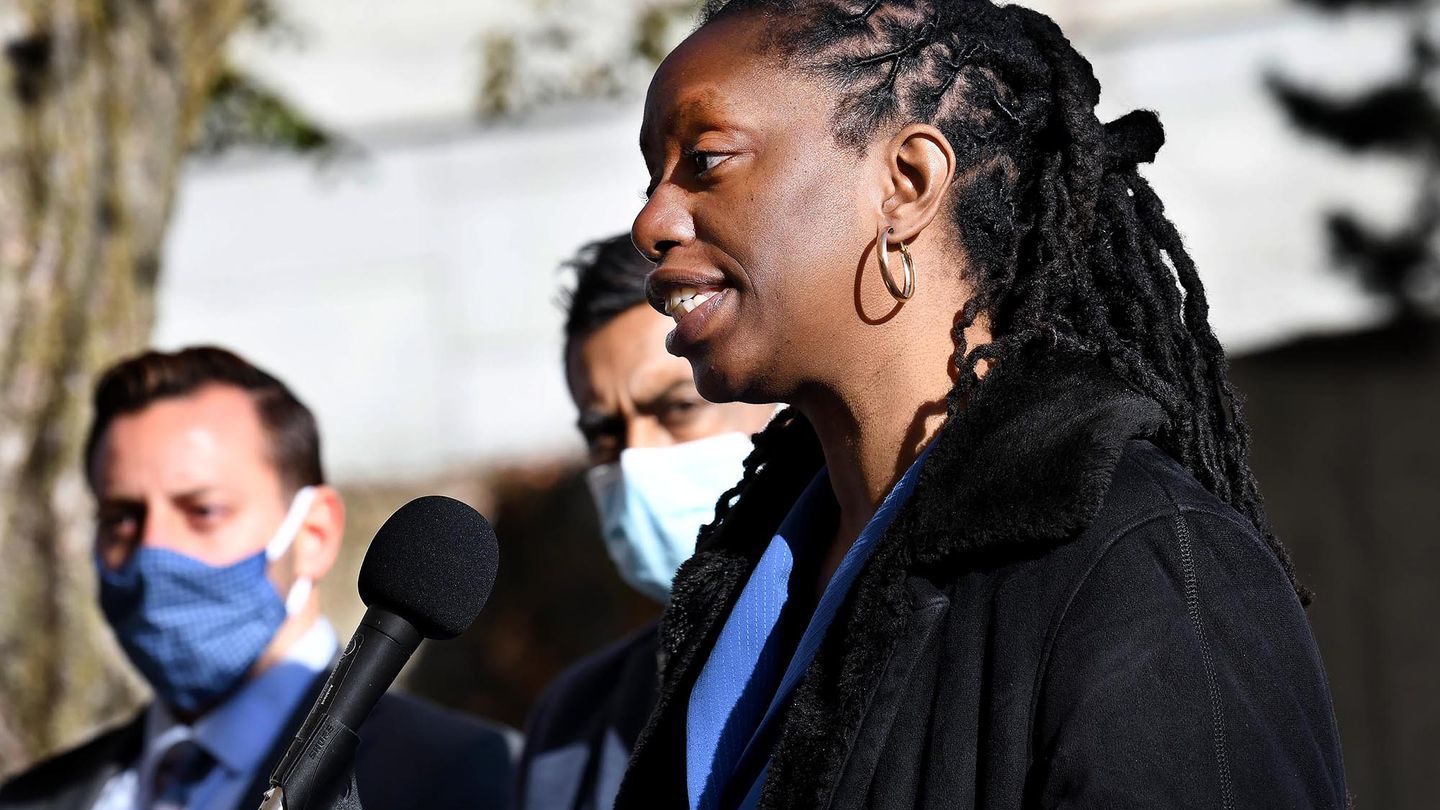 Dr. Nicole Alexander-Scott, Director of RI Dept. of Health addresses the media in November 2021. MARK STOCKWELL FOR THE BOSTON GLOBE